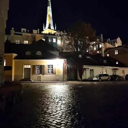 Cozy Old Town Historic House * Tallinn