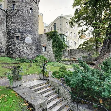 Cozy Old Town Historic House Tallinn