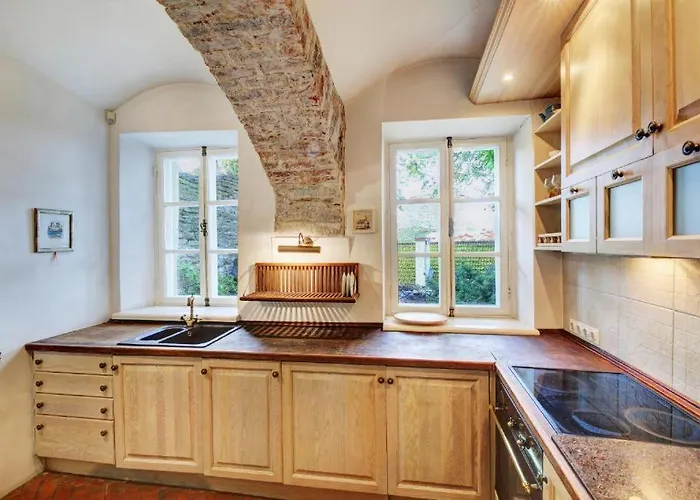 Cozy Old Town Historic House Appartamento *