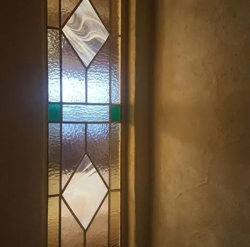 Cozy Old Town Historic House